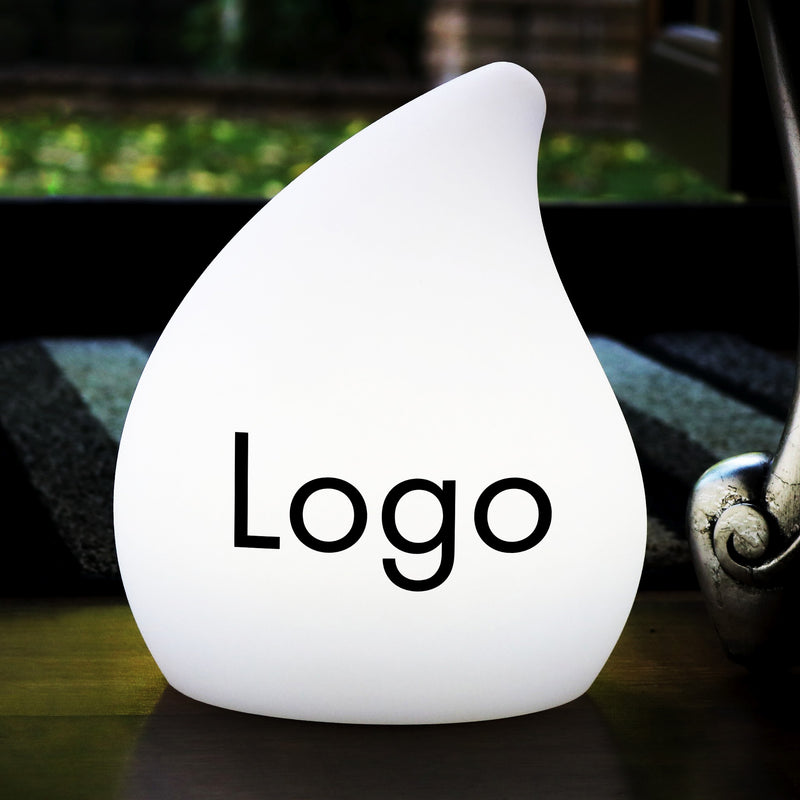 Anpassad droppformad dekoration med logotyp, skräddarsydd ljusskylt för företagsmiddag, konferens, varumärkesevent