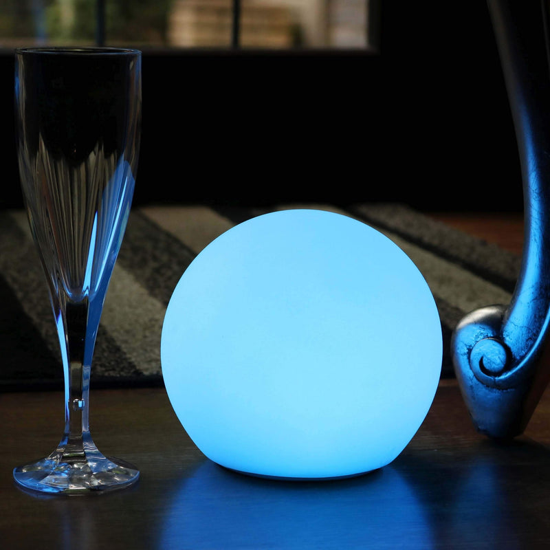 Nattlampa, flerfärgad LED-sfär, trådlös, 15cm