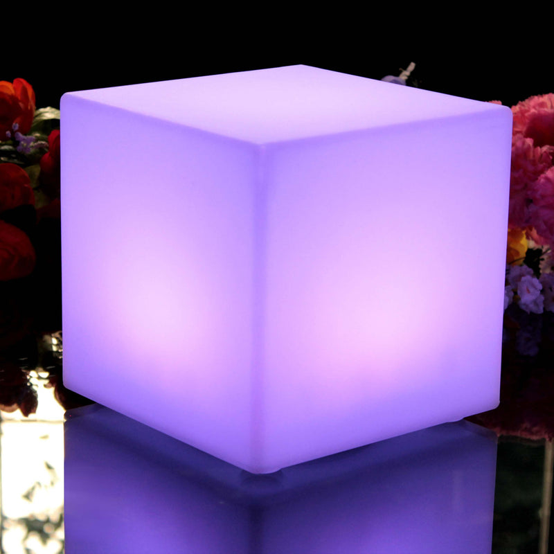 Lysande LED kub 20cm, sladdlös RGB bordslampa med fjärrkontroll
