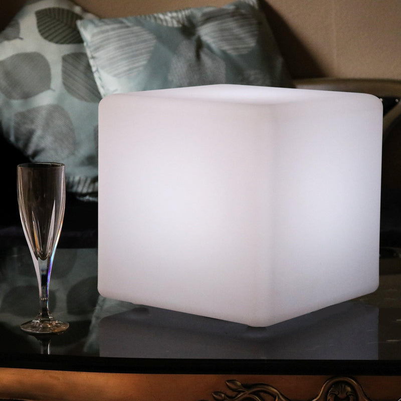 Trådlös bordslampa, lysande LED-kub 30cm, utomhuslampa
