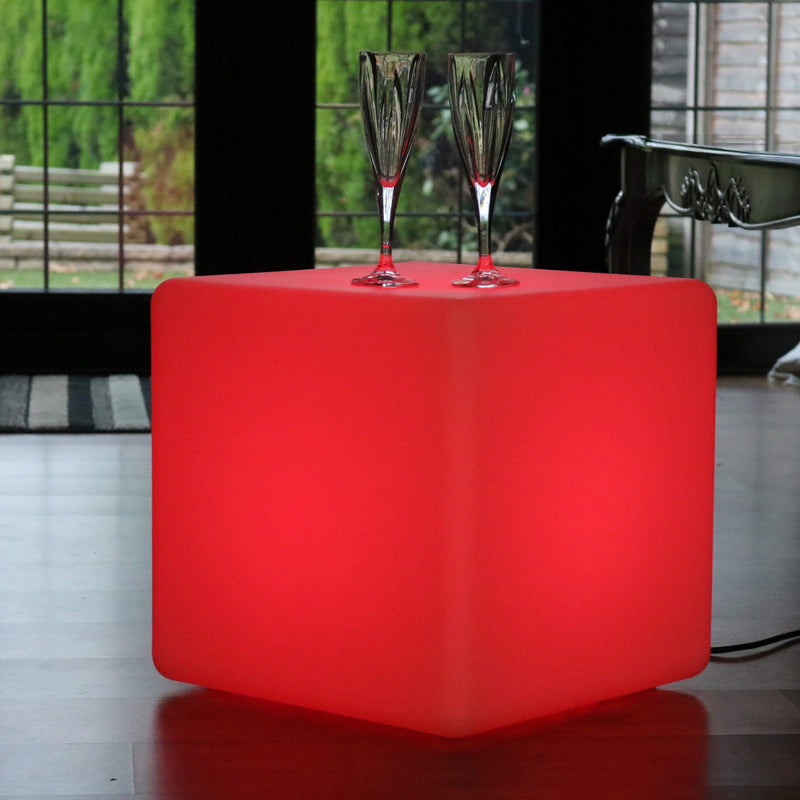 LED kub pall, 40 cm lång, nätström, flerfärgad golvlampa